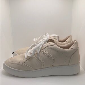 Oasis Society The 365 Stitch Platform Sneakers Ivory Vegan Leather Women’s 9